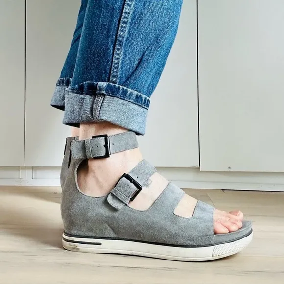 Eileen Fisher Gray Suede Platform Sneaker Sandals with Buckles
