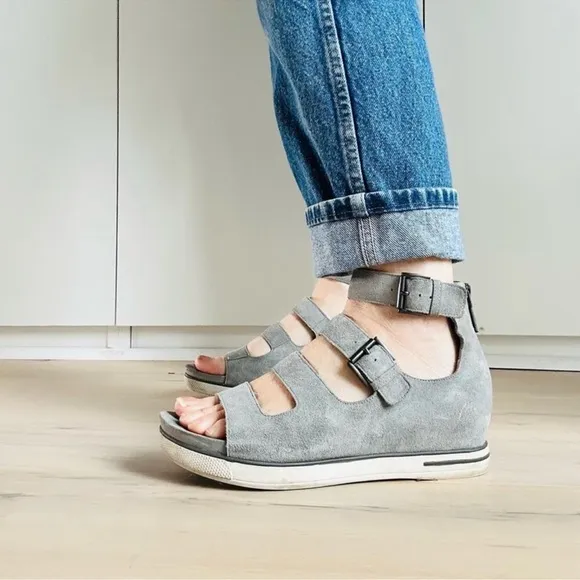 Eileen Fisher Gray Suede Platform Sneaker Sandals with Buckles