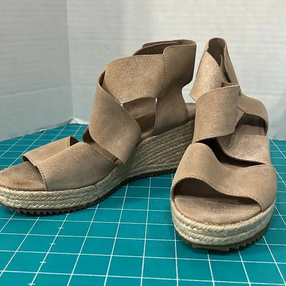 Eileen Fisher Natural Leather Platform Espidrille