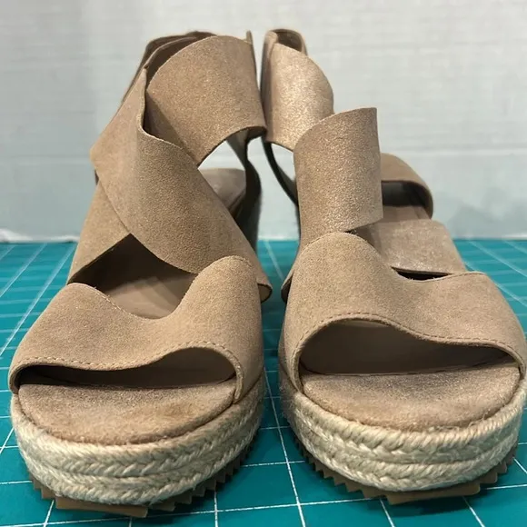 Eileen Fisher Natural Leather Platform Espidrille