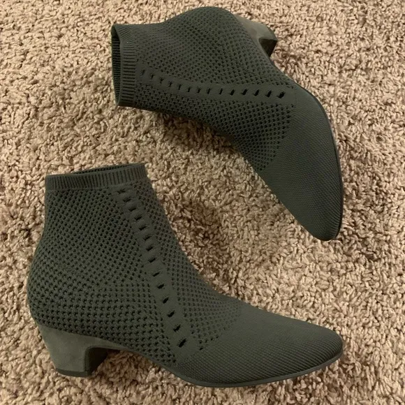 Eileen Fisher Purl Sock Bootie Ankle Boots Grey Size 6