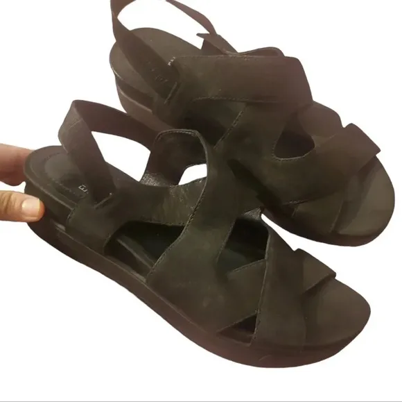 EILEEN FISHER WOMANS SANDALS,SIZE 7.5