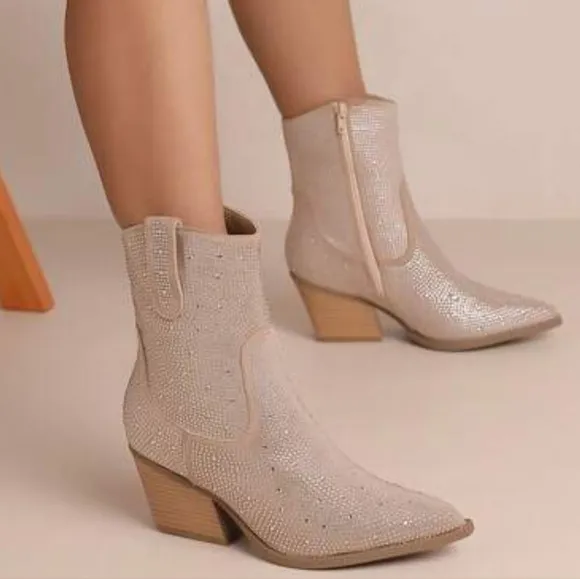 Elegant Beige Ankle Boots