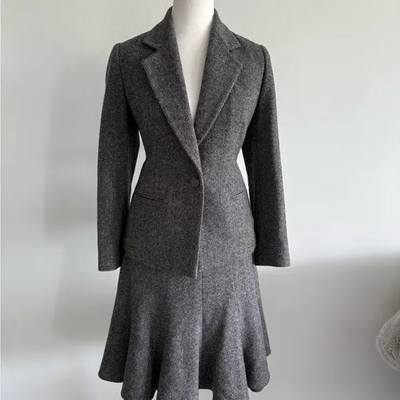 Elegant Gray Women's Blazer and Skirt