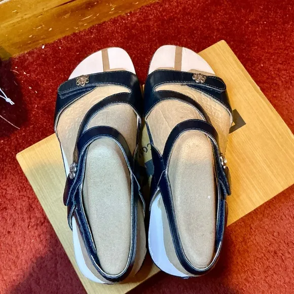 Elegant Navy Blue Women's Sandals by Romika