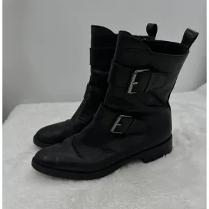 Emanuele Crasto Italian women's Black boots 8.5M EU 39 Leather