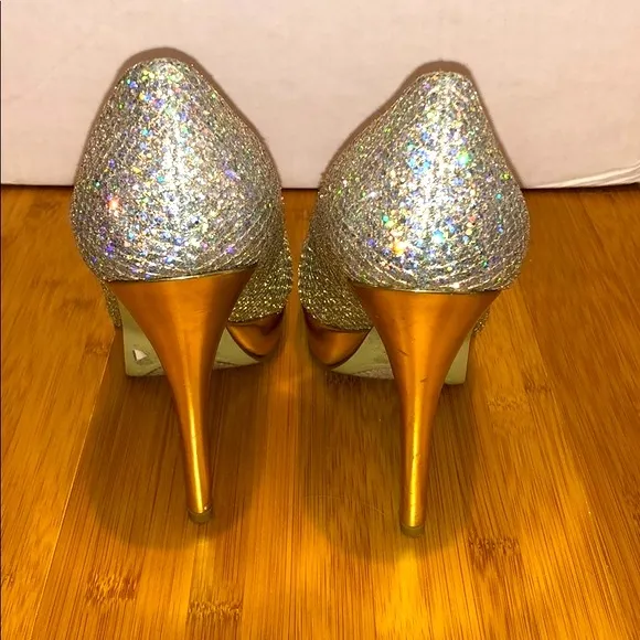 Enzo Angiolini silver/gold sparkle platform