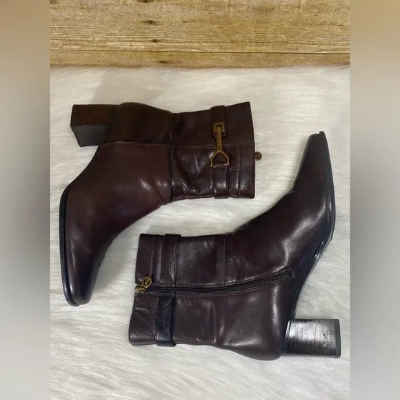 Etienne Aigner E-Magdlen Leather Dark Brown Ankle Boots Zip Dress Shoe 6.5M