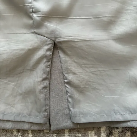 EUC Calvin Klein Light Grey Midi Pencil Skirt