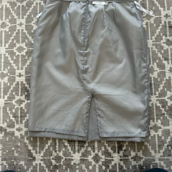 EUC Calvin Klein Light Grey Midi Pencil Skirt