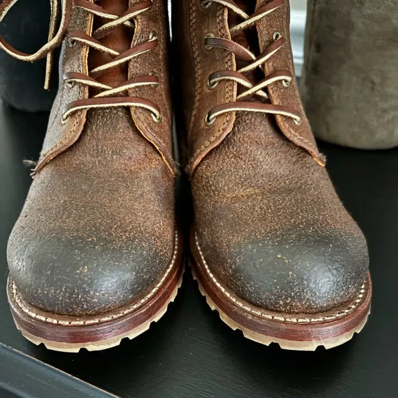 EUC FRYE WOMEN’S SABRINA 6G HAND BURNISHED LEATHER WORK COMBAT BOOT, 9