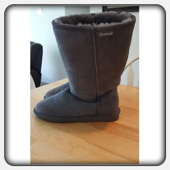 EUC Woman's Tall Grey Boots Sz 10M