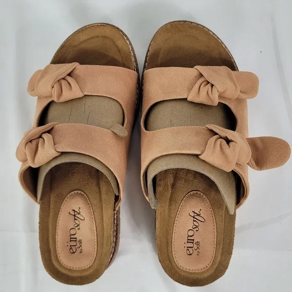 Eurosoft By Sofft Women's Golden Sandals Light Pink Size 6.5M New In Box
