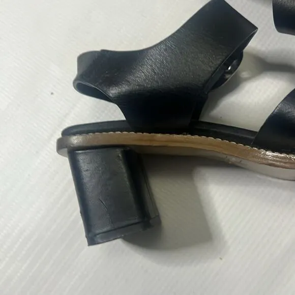 EVERLANE ITALIAN LEATHER BUCKLE SANDALS‎ BLACK SIZE 7