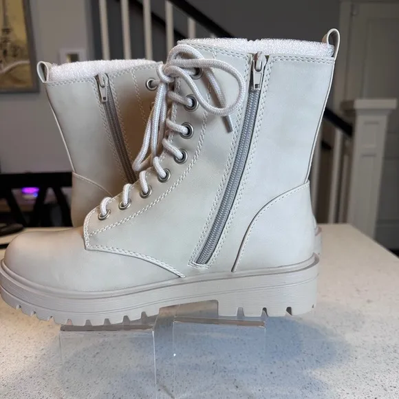 Fallon Combat Boots Beige by Soda Ankle Bootie Lace up‎ with Side Zipper