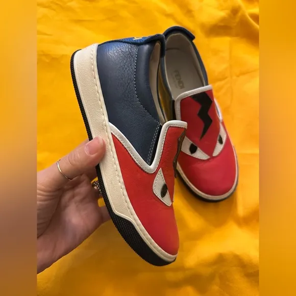 FENDI KIDS SLIP-ON SHOES