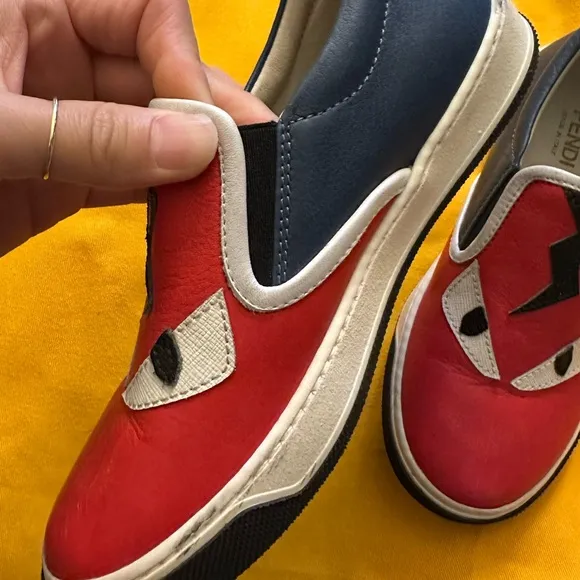 FENDI KIDS SLIP-ON SHOES