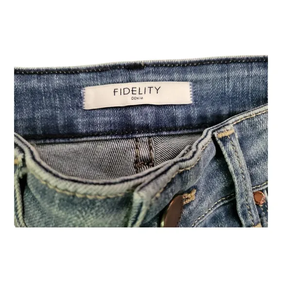 Fidelity distressed Cher jeans