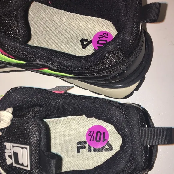 Fila Sandenal Low Mens athletic Shoes/Sneakers  Black New size 10.5