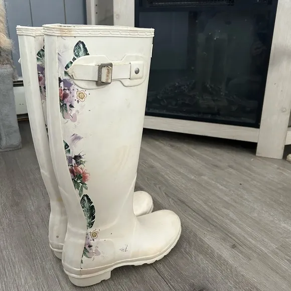 Floral Print Tall Hunter Rain Boots Size 5