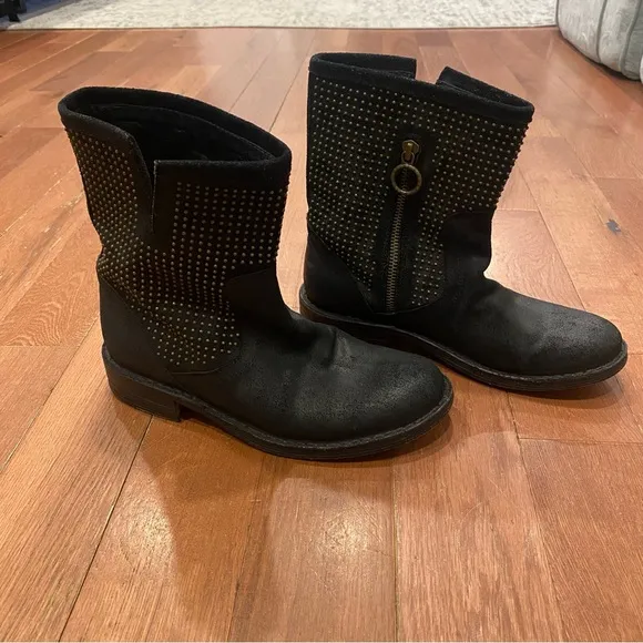 Florentini   Baker Eli Suede Bronze Studded Moto Boot Size 35 Black Distressed