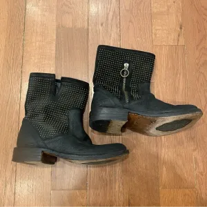 Florentini   Baker Eli Suede Bronze Studded Moto Boot Size 35 Black Distressed