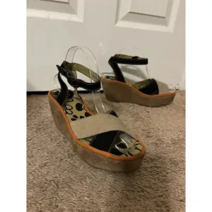 Fly London Pati tan black suede leather wedge platform sandal sz 7-7.5