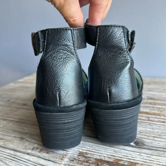 FLY London wedge sandals size 36 great condition