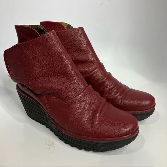 Fly London Yomi wedge ankle boots red leather size 39 8.5 punk casual modern