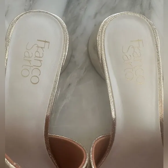 Franco Sarto Gold Sandals 8 New