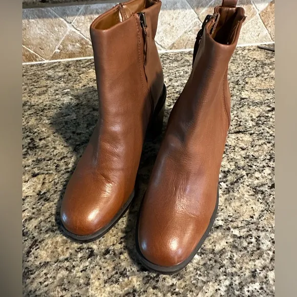 Franco sarto kessa leather ankle boots