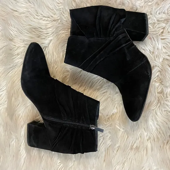 Franco Sarto Odelia Black Draped Suede Ankle Boots Booties Women's Size 10