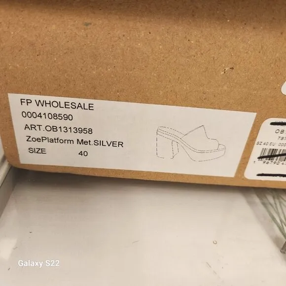 Free People &quot;Zoe&quot; Silver Platform Sandals. NIB. Size Various
