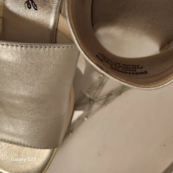 Free People &quot;Zoe&quot; Silver Platform Sandals. NIB. Size Various