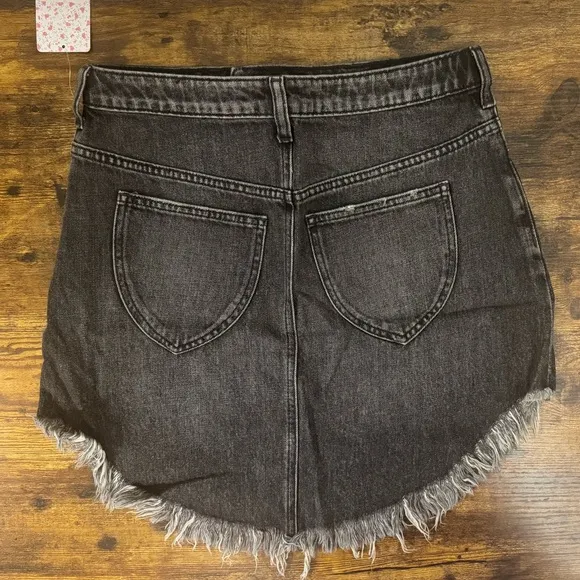 Free People black raw hem denim mini skirt-Size 28