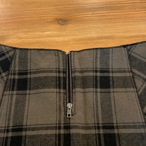 Free People Black Taupe Mid Rise Plaid Asymmetrical Mini Demi Wrap Skirt Size 4