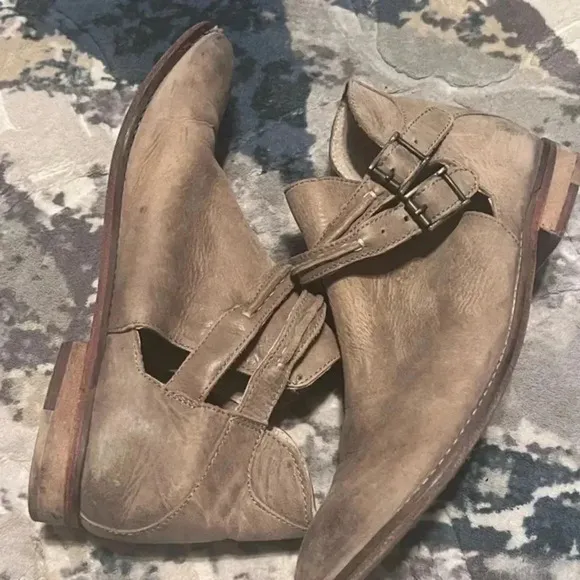 Free  People Braeburn Taupe Ankle Boots Booties