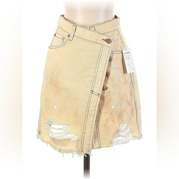 Free People Butter Cream Parker Wrap Skirt – Size 24 – NWT