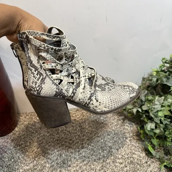 Free People Carrera Ankle Boots Woven Caged Snake Skin Block Heel Zip 40 US 10