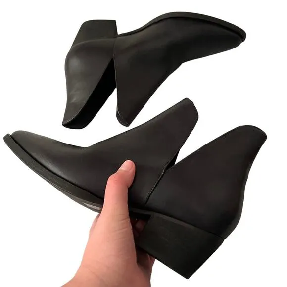 Free People Charm Double V Ankle Black Leather Boots Size 38 EU