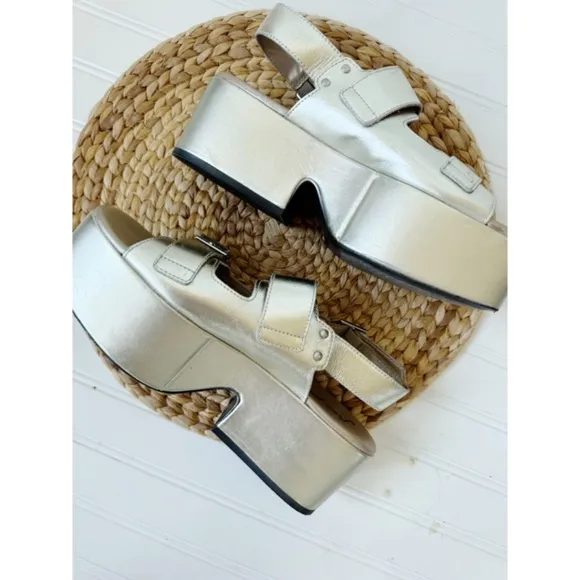 Free People Follow Your Path Platform Buckle Strap Sandals Champagne 8.5/9