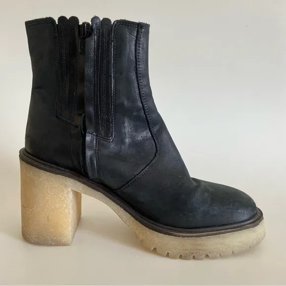 FREE PEOPLE James Chelsea Boots Women’s Size 39.5/8.5-9 Black Leather