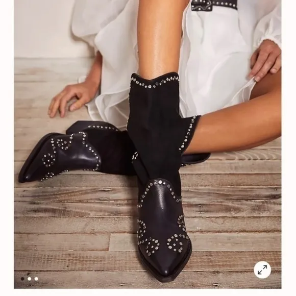 Free People Joelton Studded Western Boots. NWT