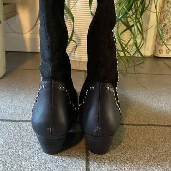 Free People Joelton Studded Western Boots. NWT