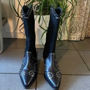 Free People Joelton Studded Western Boots. NWT