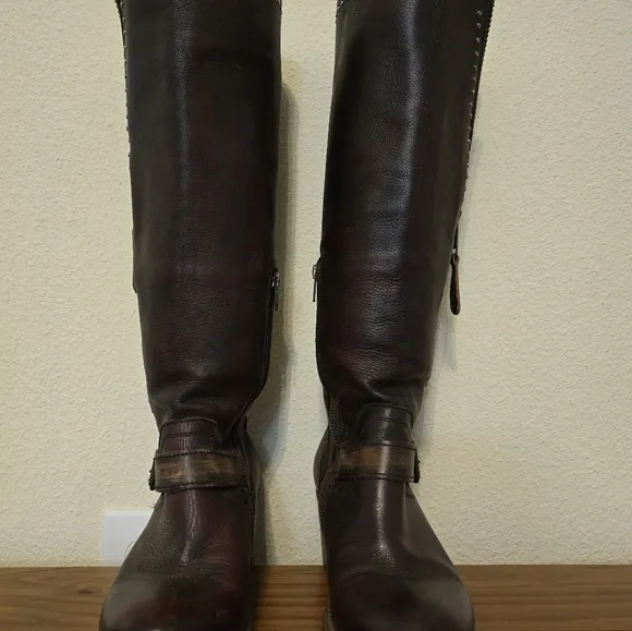 Freebird Boots Size 9