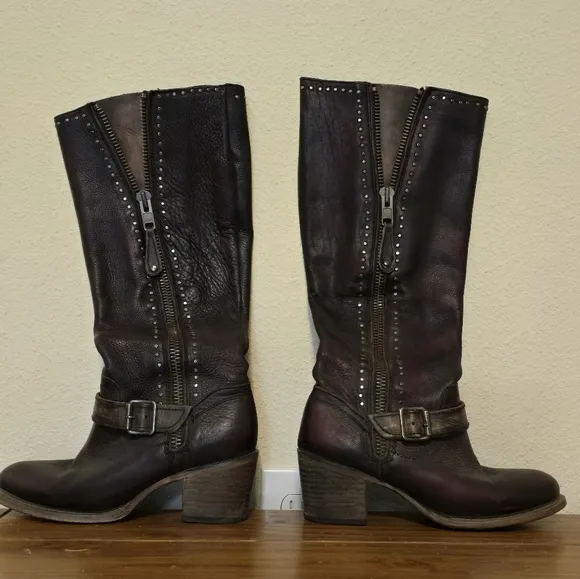 Freebird Boots Size 9
