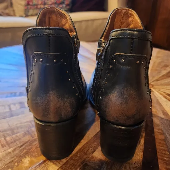 Freebird by Steven Black Ankle Boots with Glossy Finish