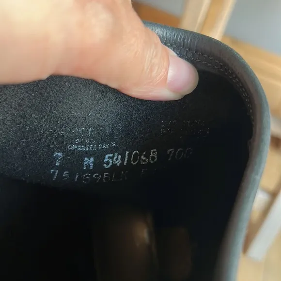 Fry tall black boots size 7.5 like new
