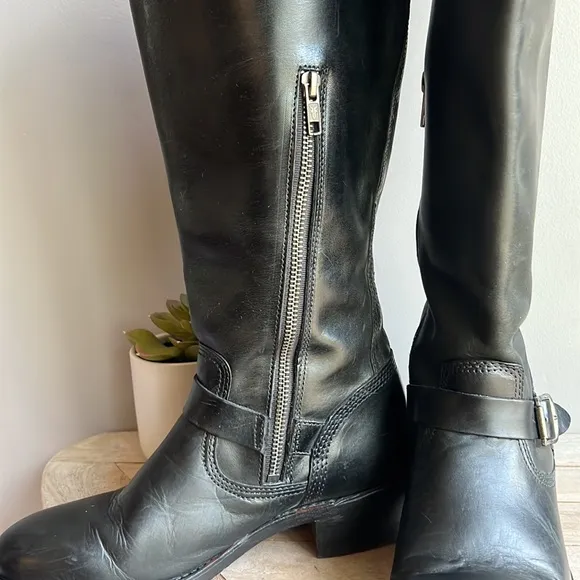 Fry tall black boots size 7.5 like new